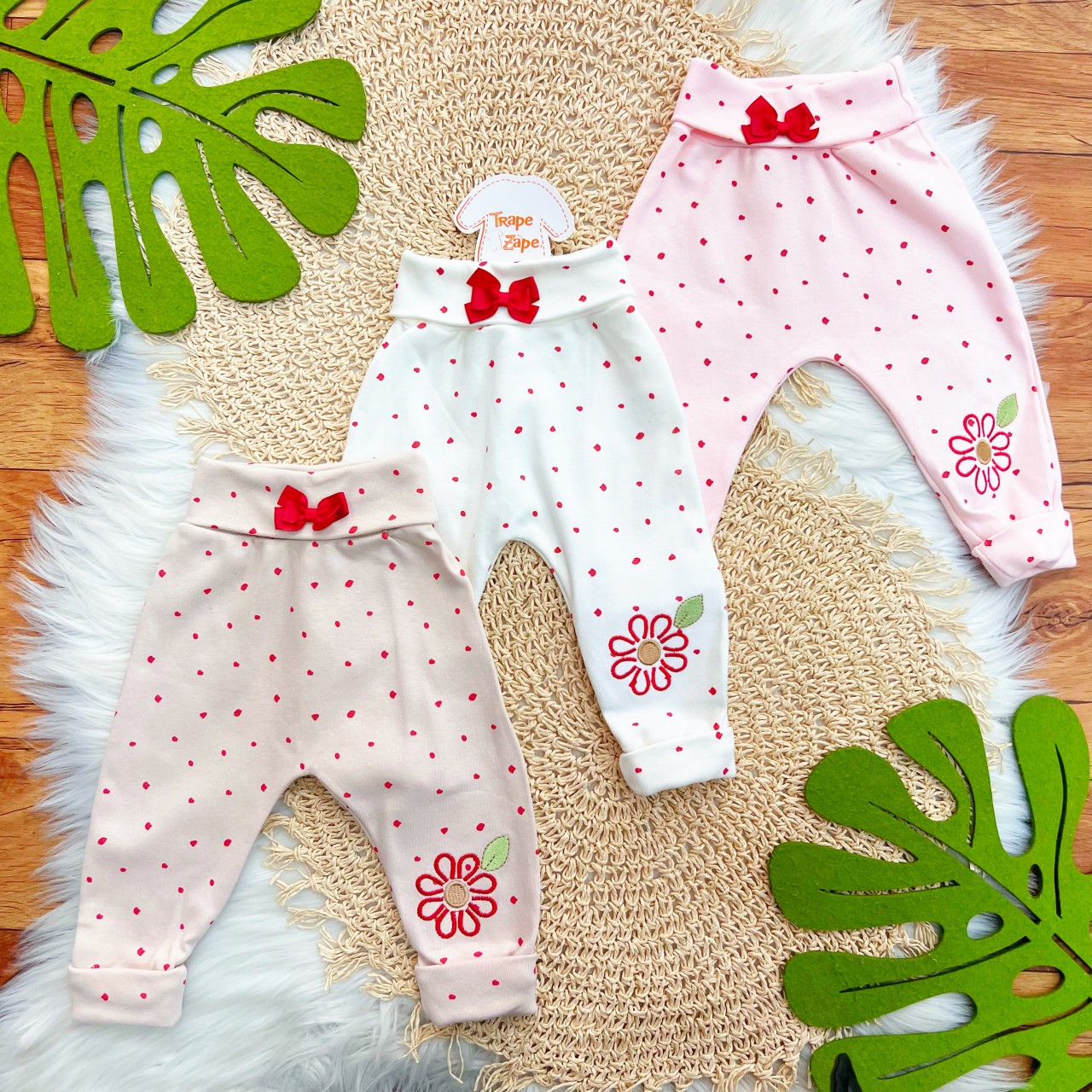 Kit 3 Calças -  Flores Bordadas - Off White, Rosa e Areia